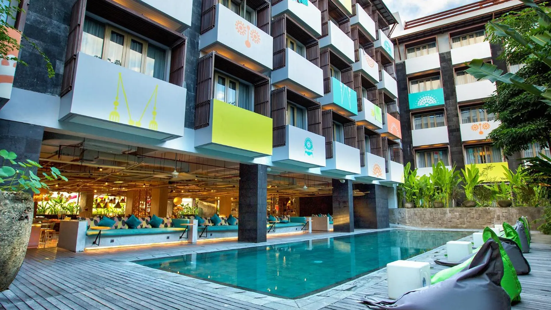 Tijili Hotel Seminyak Endonezya